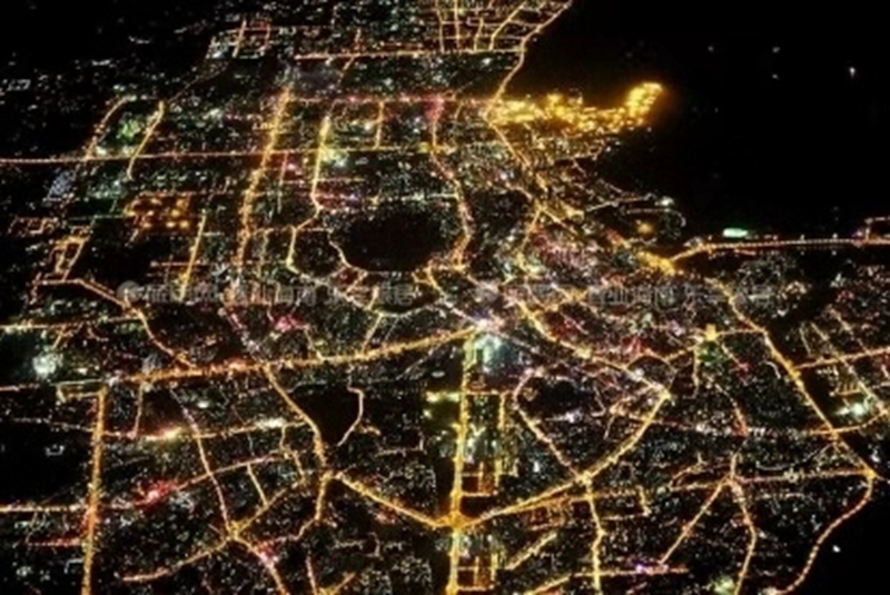城市光污染.jpg 城市光污染.jpg