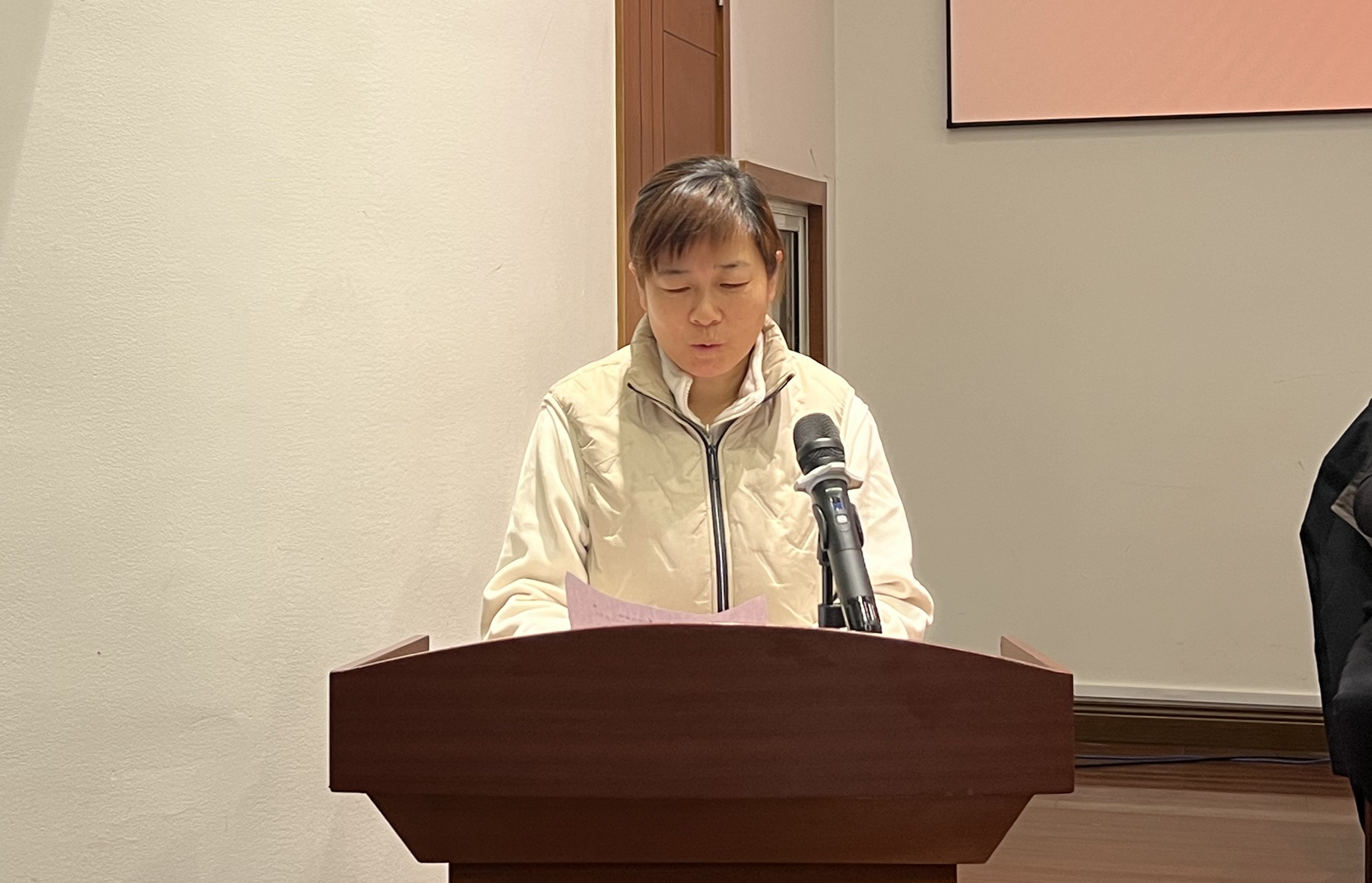 科级党员代表宣读承诺书1.jpg